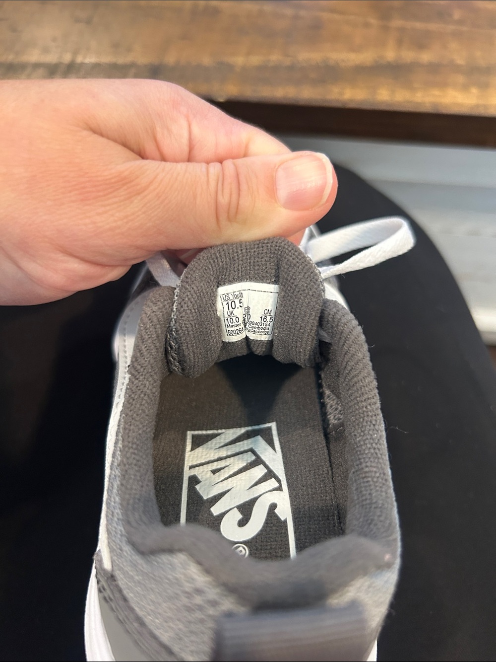 Vans Range Gray and White Kids Low-Top Sneakers - Picture 5 of 5
